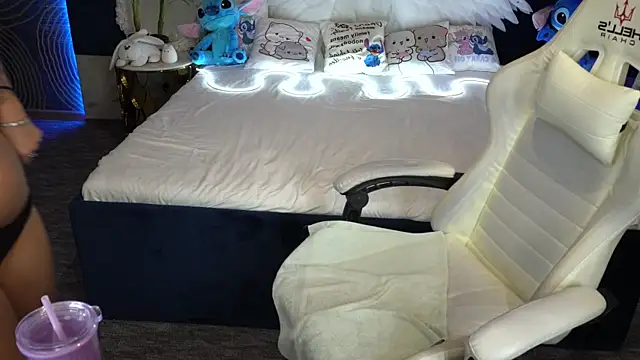IsabellaFoxyy