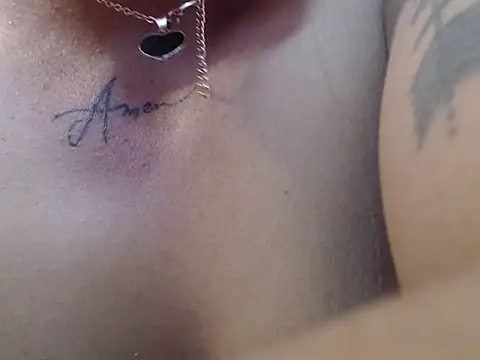 Evaa_Obsidiann webcam