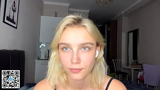 MelodyImam webcam