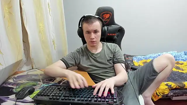 iliaskrislove webcam