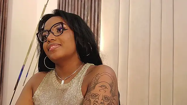 sheilacoopers_ (F young) - Spit on pussy 🥵