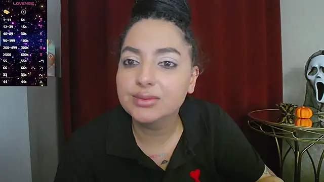 BustyAllyy webcam