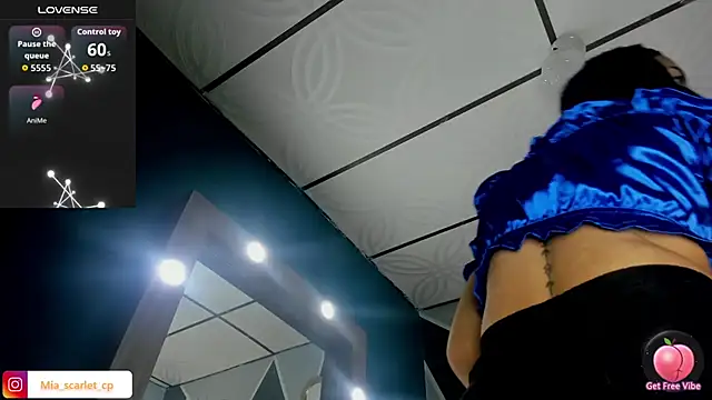 Mia_scarlet69 webcam