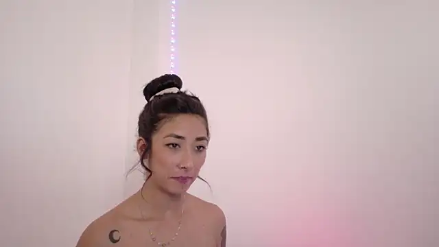 oishii_ambar webcam
