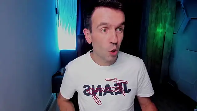stevetiger (Ask my age) - cum show