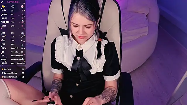 Lil_Amelie webcam