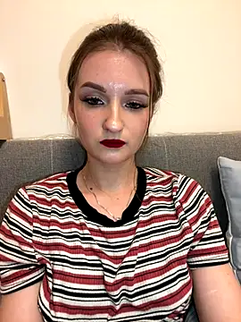 AdelinaEmber webcam