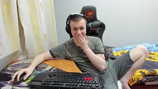 iliaskrislove webcam