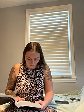 jaseyrae (F young) - tip 50tks 4vid of me cumming/Naked@Goal