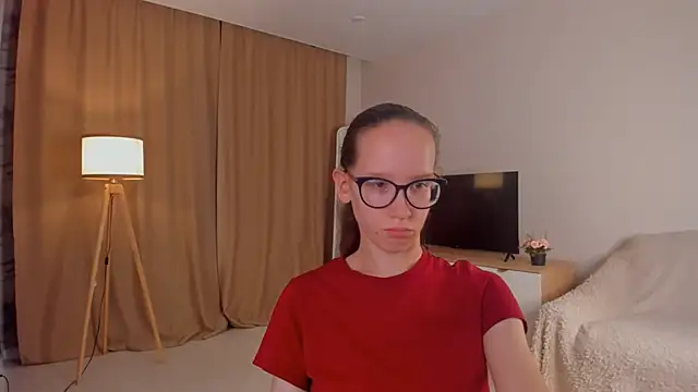 BettyBrowni webcam