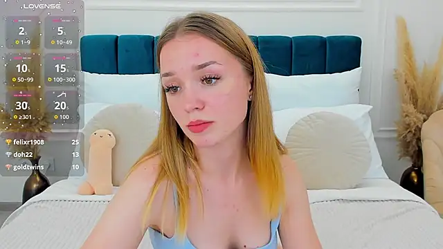 VirginOlly webcam