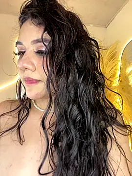 Zoe_Serrat webcam