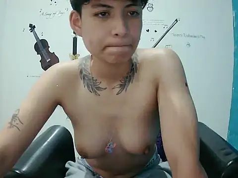 Owen_tomboy webcam