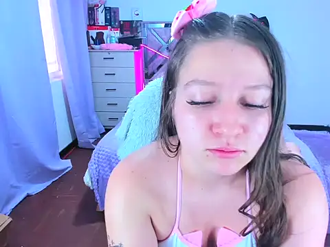 Luna_Analya webcam