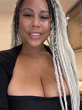 HaileyDiana webcam