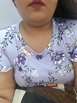 Saffroncutie webcam