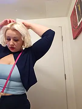 MadelynDaisyMoanroe webcam