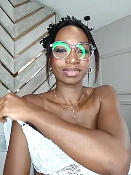 Agatha-Adams webcam