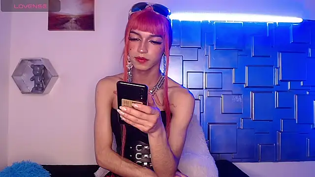 Trinity_Knox webcam