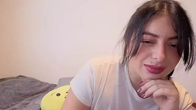 MiaKimky webcam