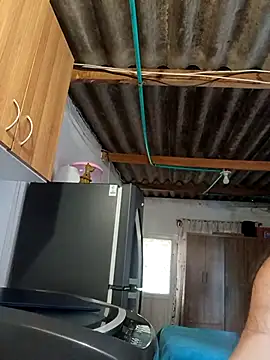 Valen_Person webcam