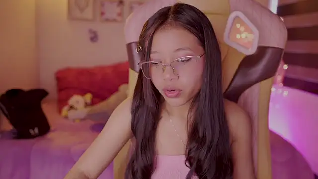 Zoe_Skyler webcam
