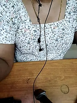 Tamil_Radha webcam