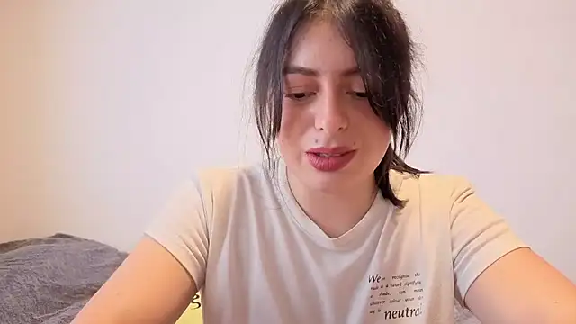 MiaKimky webcam