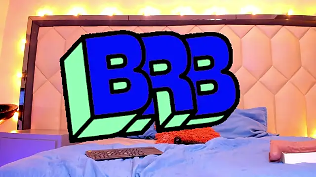 Scarletbigbug webcam