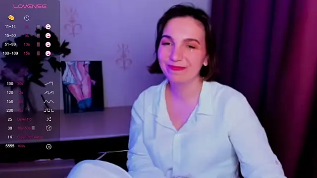 KindHazelHere_ webcam