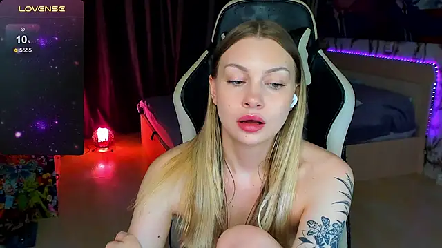 bimolly - BiMolly's free webcam - UK Sex Cams