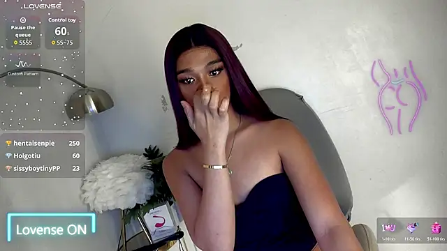 TrinityFucksYou webcam