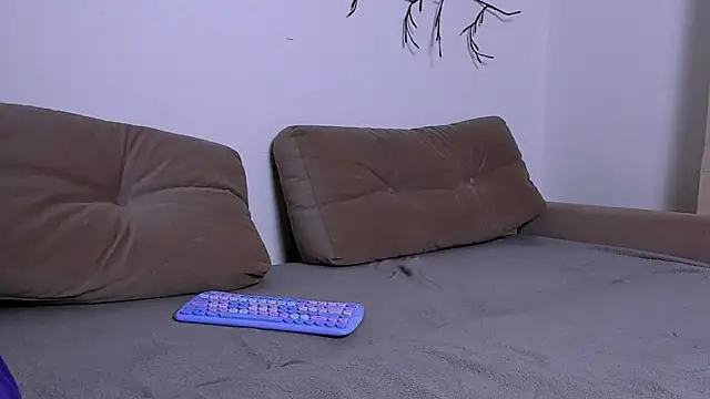 LadyTrep webcam