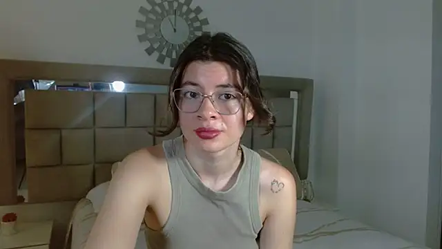 zoecruzz webcam