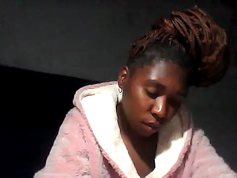 sexysmalldaily04 webcam
