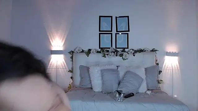 Megan_05_ webcam