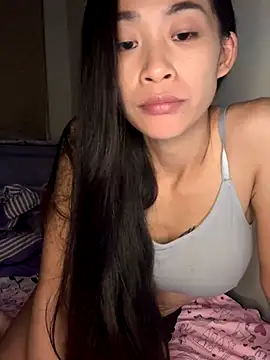 tw-EnEnMimi webcam