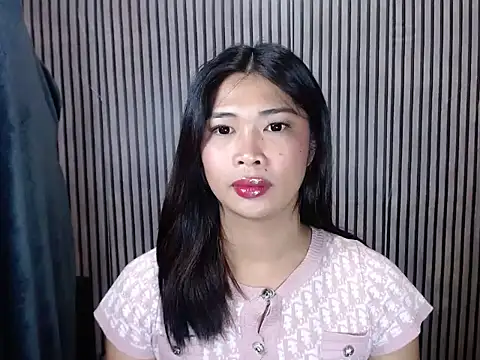 Maria-Moore webcam
