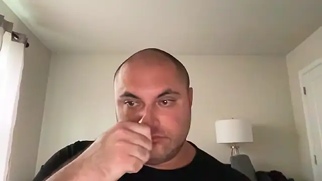 SluggishChase99 webcam