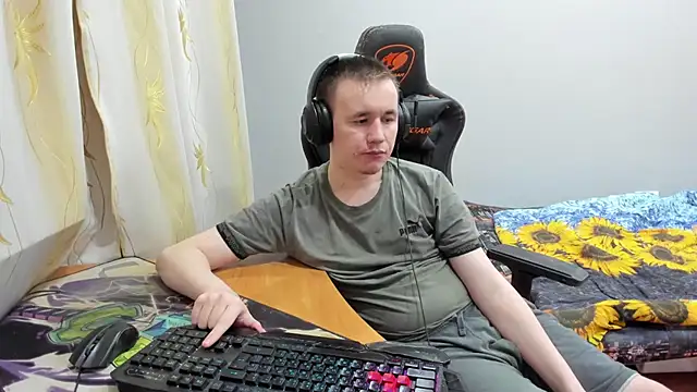 iliaskrislove webcam