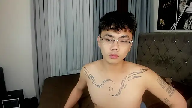mightyhotcock webcam
