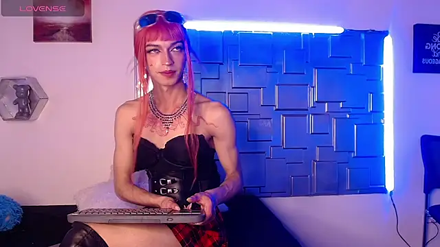 Trinity_Knox webcam