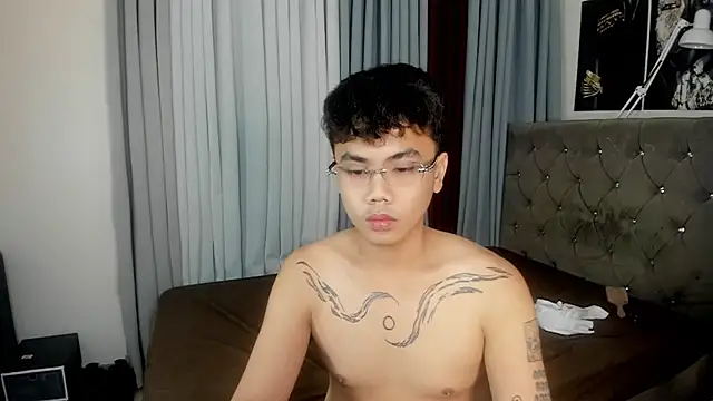 mightyhotcock webcam