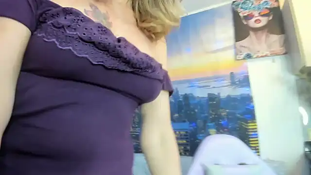 ashleymilf_1 webcam