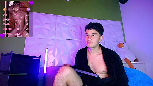 santyago_taylor webcam