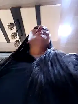 bonny_klote (G young) - Show pussy+control lush X3 minutes 🤫😈