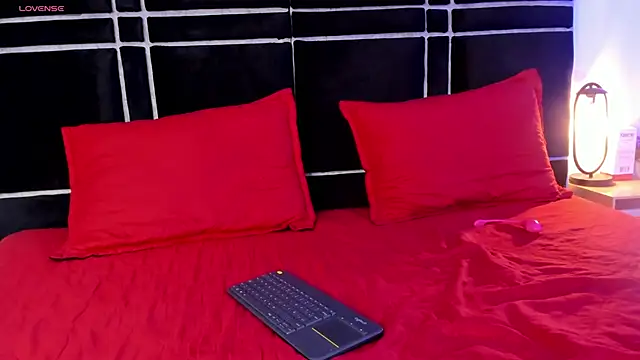 sasha_roldann webcam