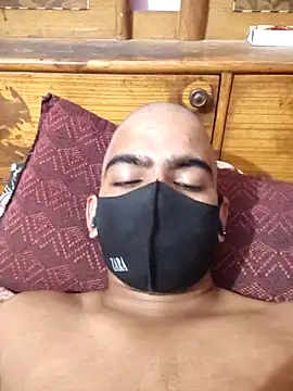 delhi__man_1 webcam