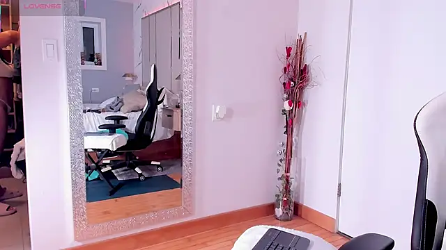 Jadeh_Williams02 webcam