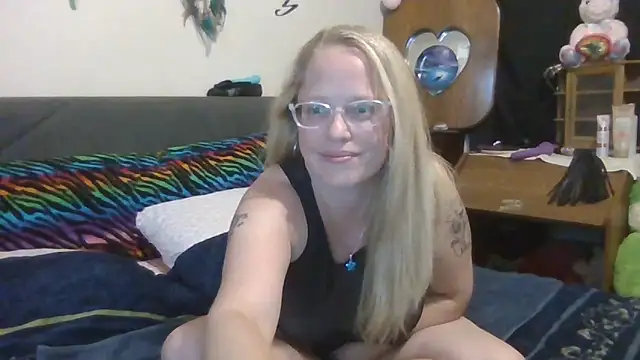 Toybox13_ webcam